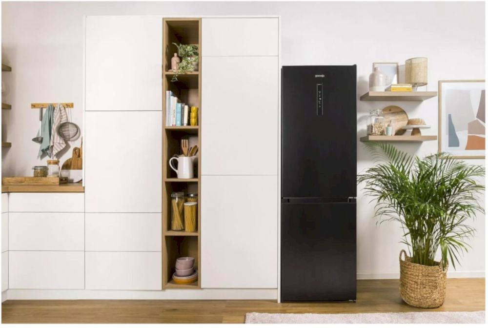 Холодильник Gorenje NRK 619EABXL4