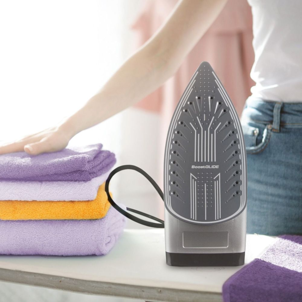 Утюг Redmond RI-C260