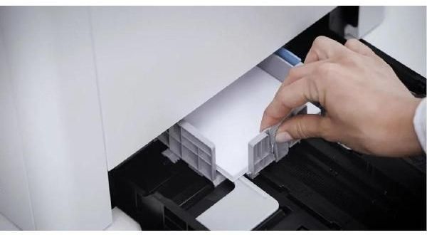 МФУ Kyocera Ecosys MA2100cfx