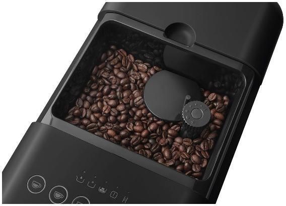 Кофемашина Smeg BCC13BLMEU