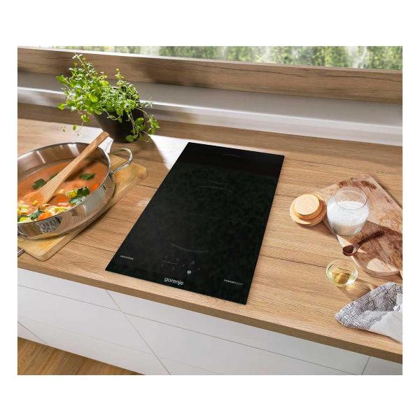 Индукционная варочная поверхность Gorenje GI3201BC черный