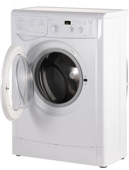 Стиральная машина Indesit IWUD 4105 (CIS)