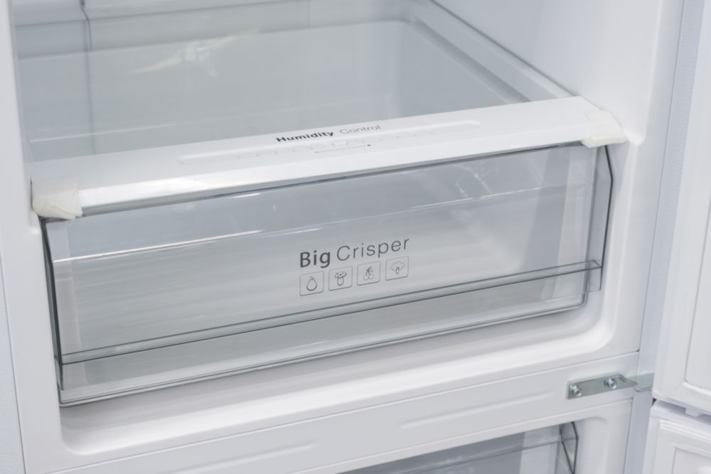 Холодильник Berson BR195NF/LED белый