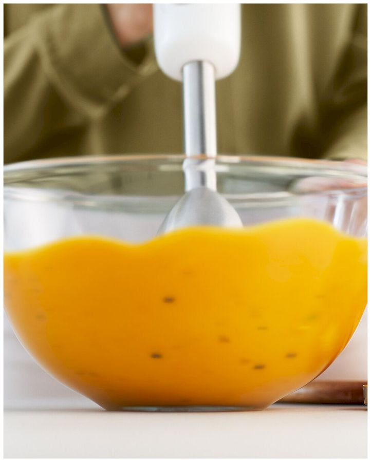 Блендер Philips HR2534/00 белый