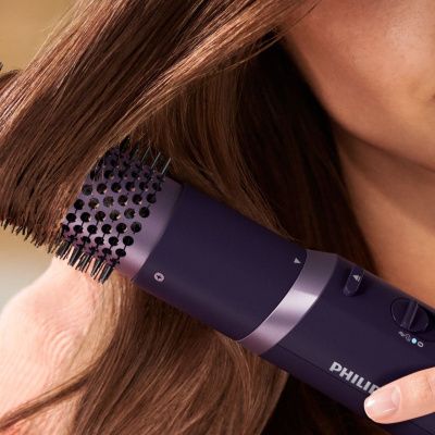 Фен-щетка Philips BHA305/00