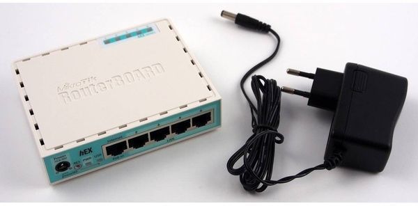 Маршрутизатор Mikrotik hEX RB750Gr3 5 портов 10/100/1000 Ethernet