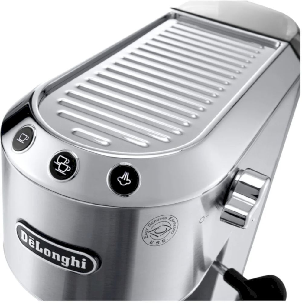 Кофеварка рожковая De'longhi EC685.М серебристый