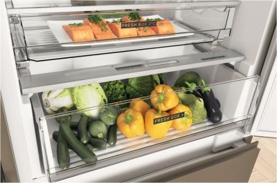 Встраиваемый холодильник Whirlpool WH SP70T121