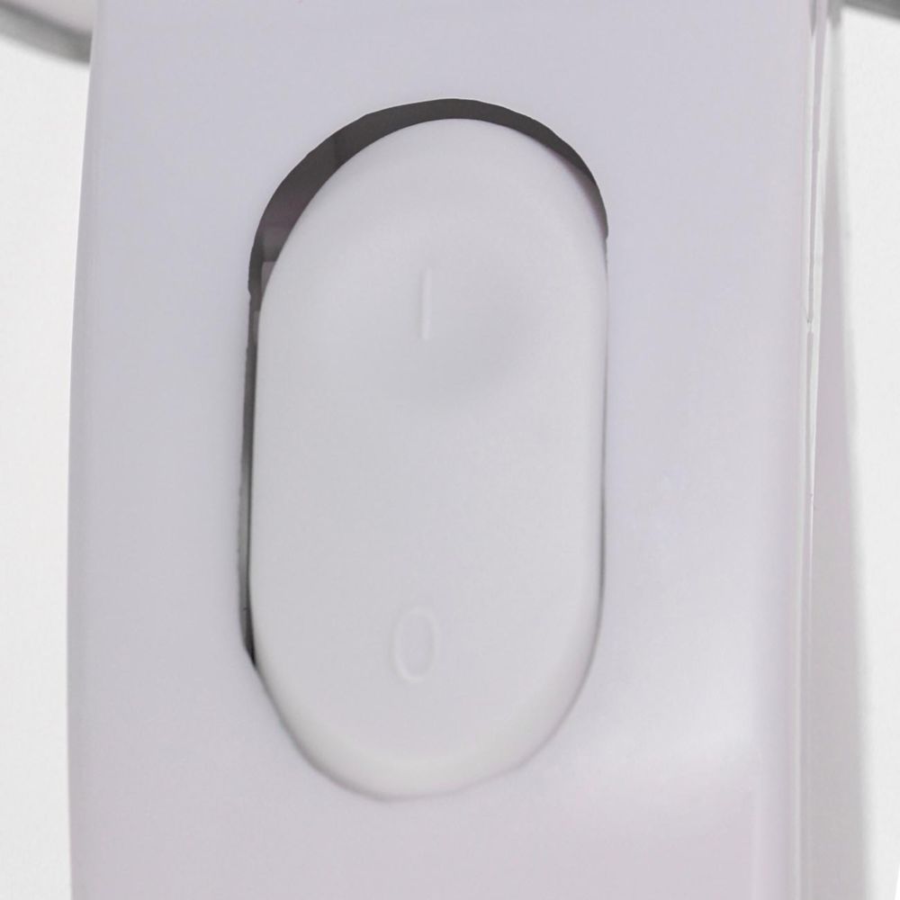 Электрический чайник Eurostek EEK-2035