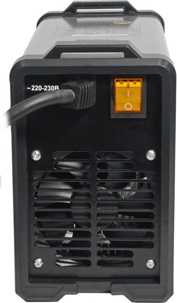 Сварочный аппарат инверторный Ресанта САИ-220Д (65/140)