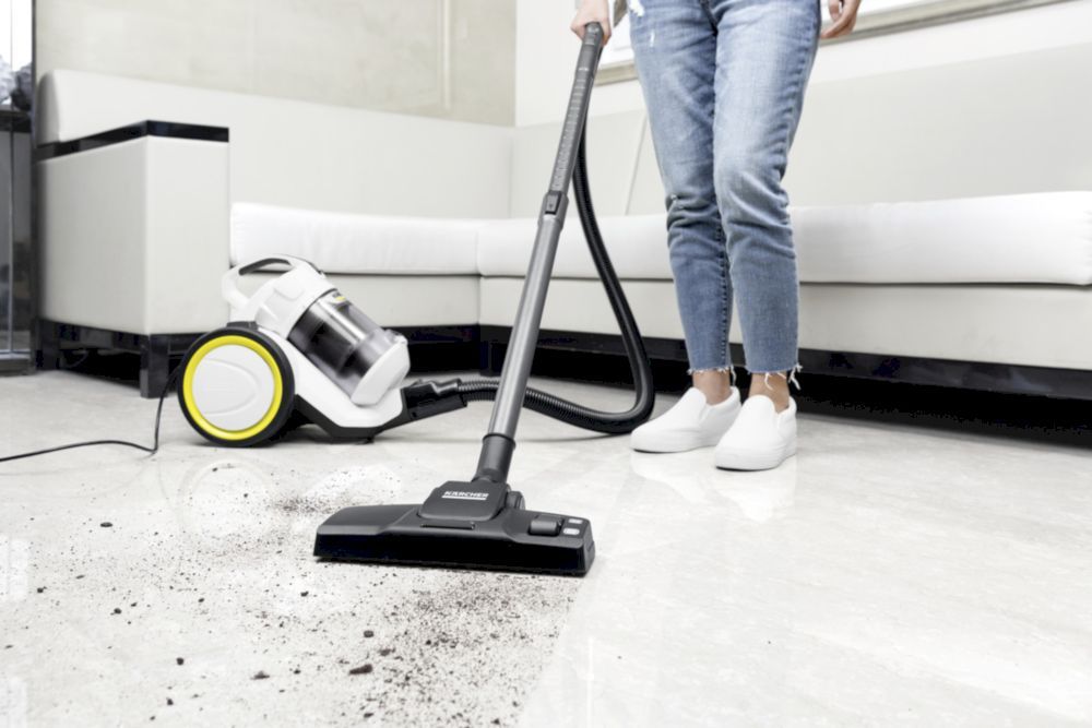 Пылесос Karcher VC 3 Plus (11980600)