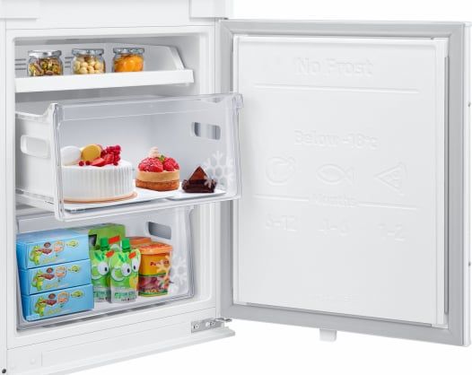 Встраиваемый холодильник Samsung BRB 30602FWW