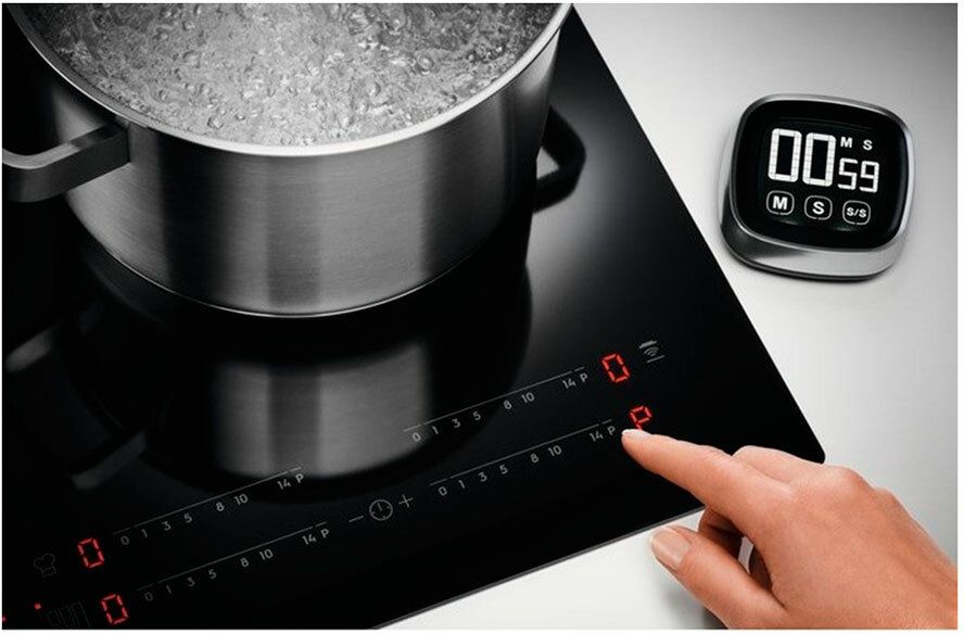 Индукционная варочная поверхность Electrolux LIT 30231C 30 cm 300 Domino