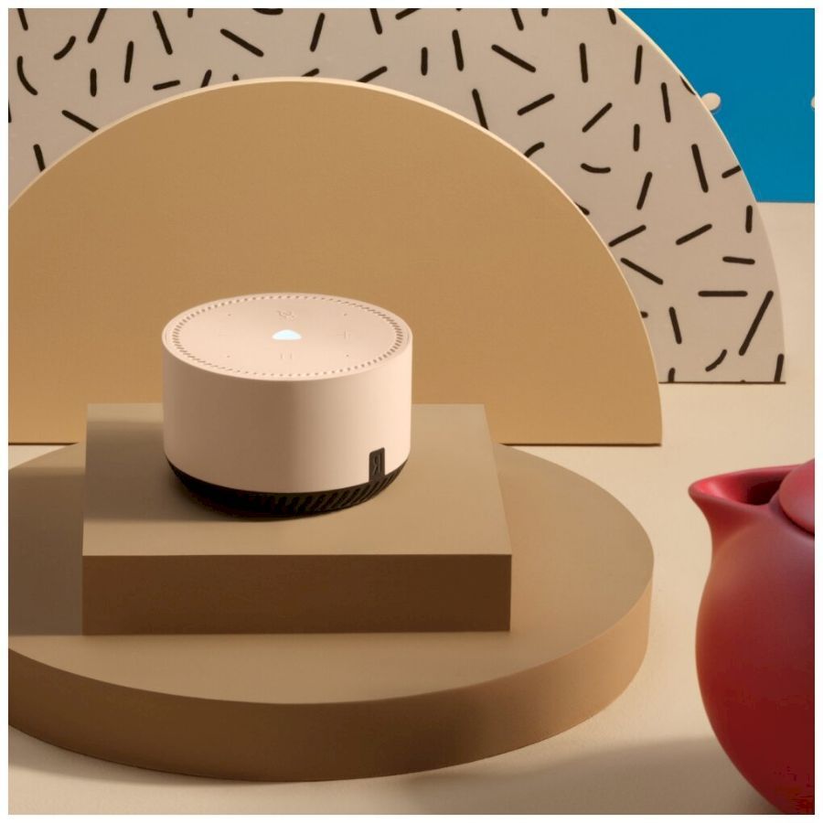 Умная колонка Яндекс Станция Лайт с голосовым помощником Алиса, бежевый (YNDX-00025B)