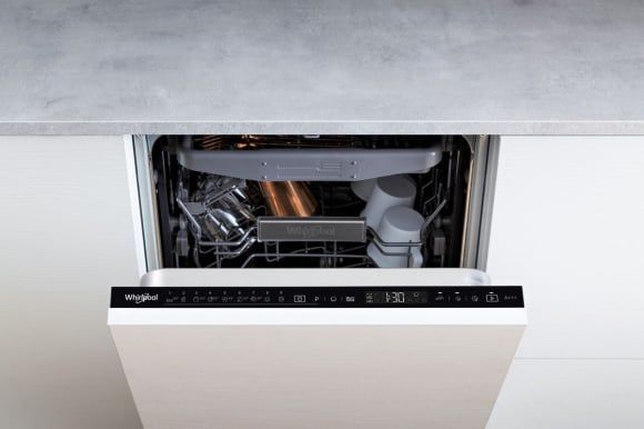 Встраиваемая посудомоечная машина Whirlpool WSIP 4O33 PFE
