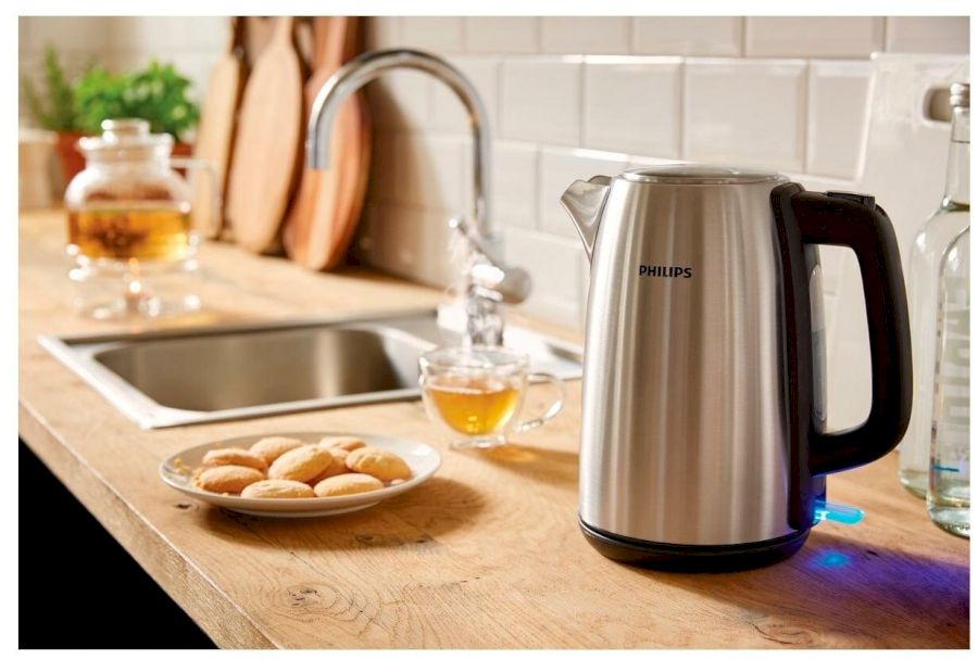 Электрический чайник Philips HD9351/90, серебристый