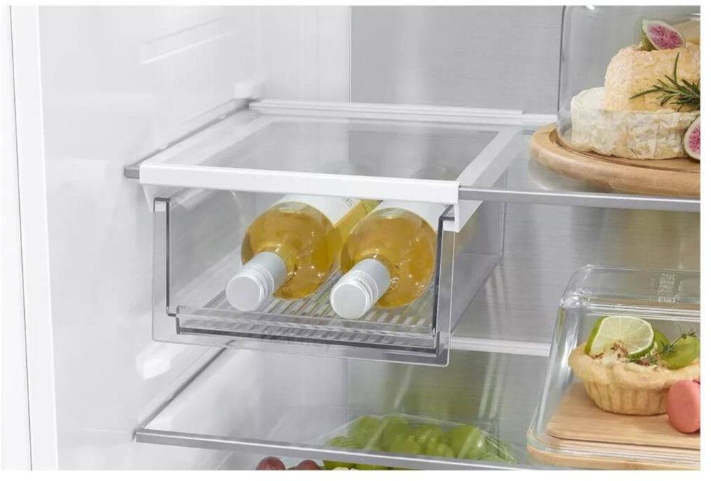 Встраиваемый холодильник Samsung BRB 38G705EWW