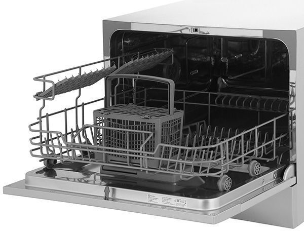 Отдельностоящая посудомоечная машина Electrolux ESF 2400 OS