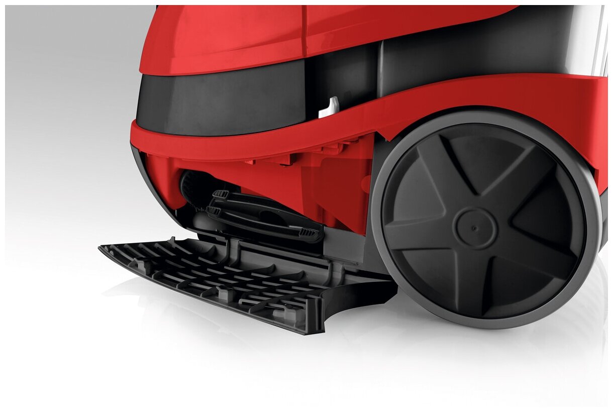 Пылесос Bosch BWD421PET красный/черный
