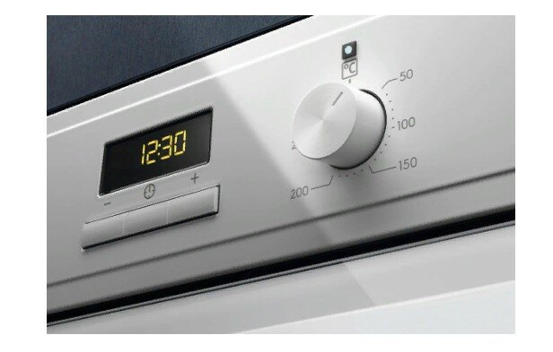 Духовой шкаф Electrolux EOF 3H40BW SurroundCook 600 белый