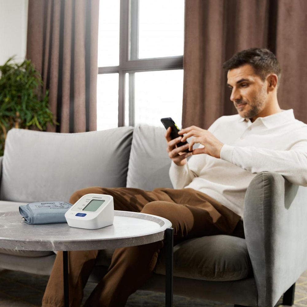 Измеритель артериального давления и частоты пульса автоматический Omron M2 Eco (ARU) с адаптером