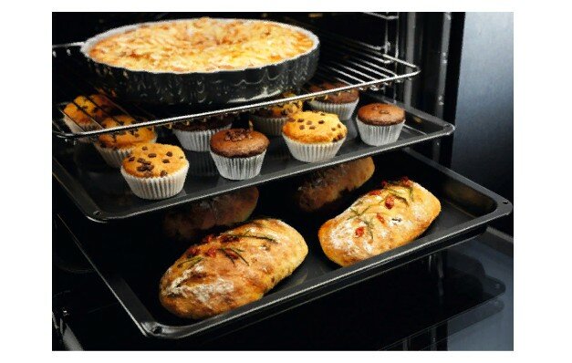 Духовой шкаф Electrolux EOF 3H40BW SurroundCook 600 белый