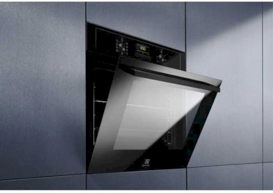 Духовой шкаф Electrolux EOF 3H50BK SurroundCook 600 черный