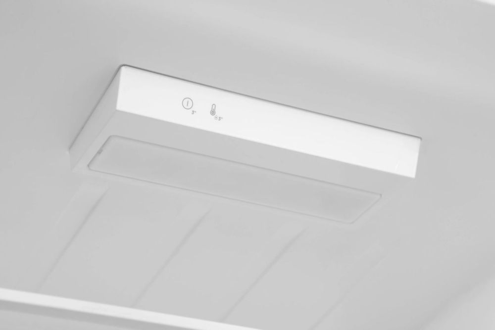 Холодильник Candy Combi CFN6185S Серебро (BC12X0E00RU)