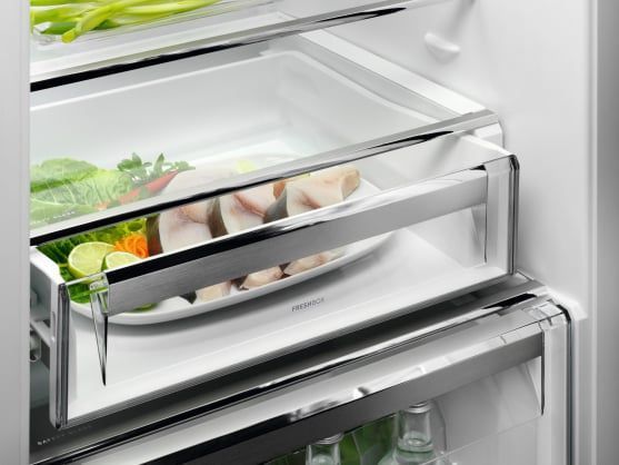 Холодильник AEG SCB819E8TS