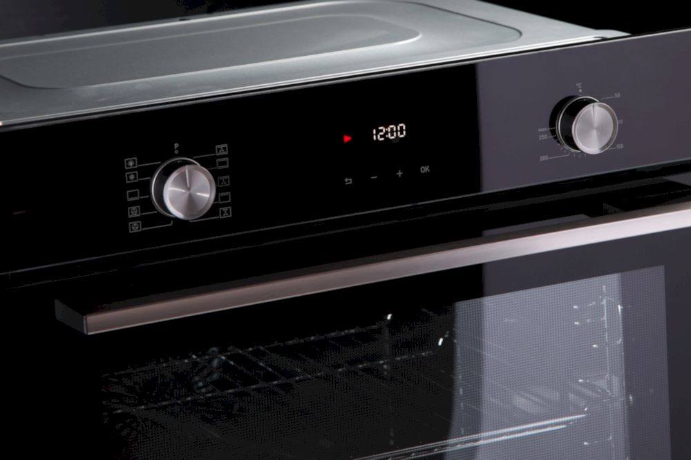 Духовой шкаф Ferre NBE10 BL черный