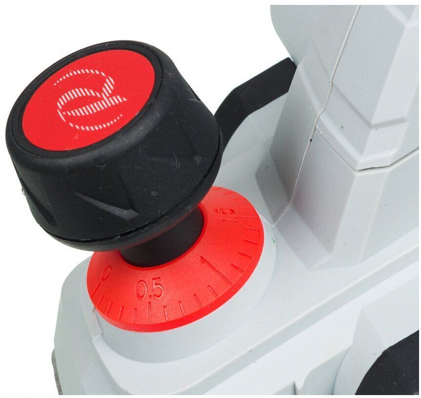 Рубанок электрический Ресанта Р-82/800 (75/5/1)