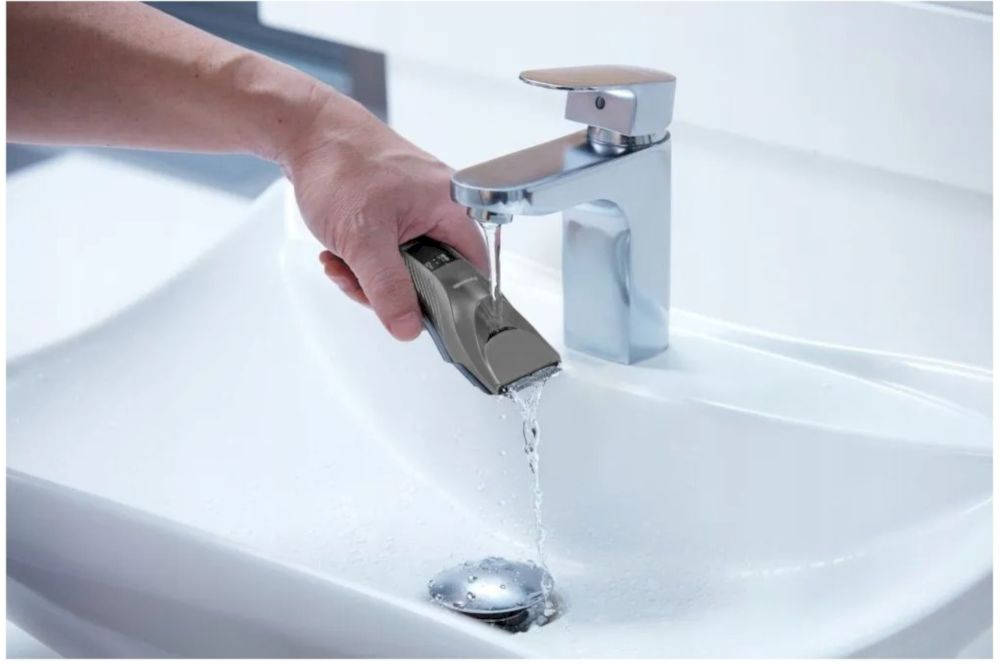 Машинка для стрижки волос Panasonic ER-GC63-H503