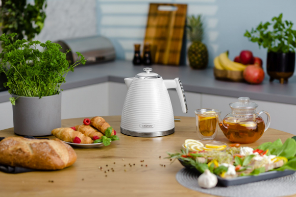 Электрический чайник Zelmer ZCK7650